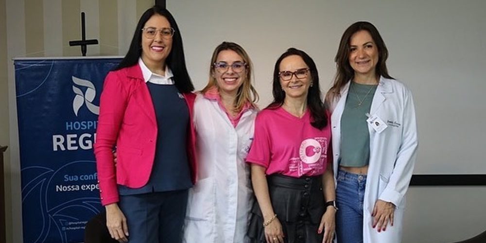 Palestra para funcionários do Hospital Regina sobre câncer de mamas